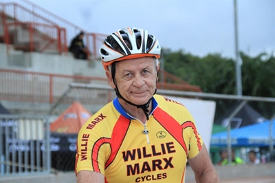 3 medaljes vir plaaslike fietsrylegende